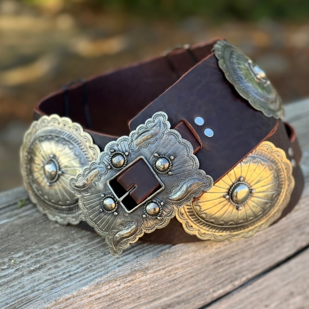 NWT Rodeo Quincy Marvel Western Brown Leather Belt Silver Conchos Large 41